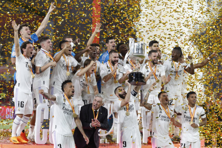 El Real Madrid se lleva su vigésima Copa nueve años después