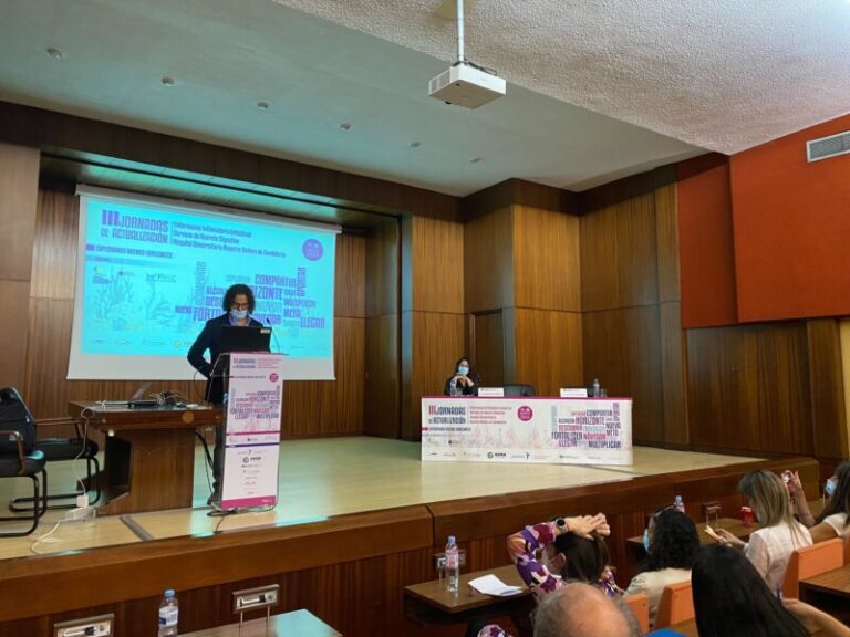 El Hospital de La Candelaria aborda mejoras de la Enfermedad Inflamatoria Intestinal