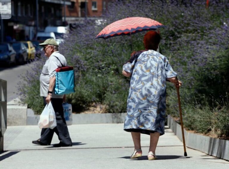 Belarra presenta a las comunidades medidas para proteger a los vulnerables del calor