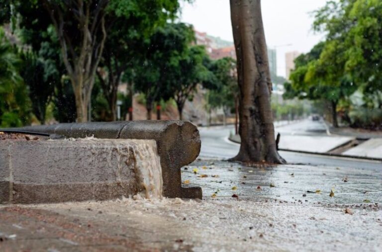 La borrasca Óscar se aleja de Canarias