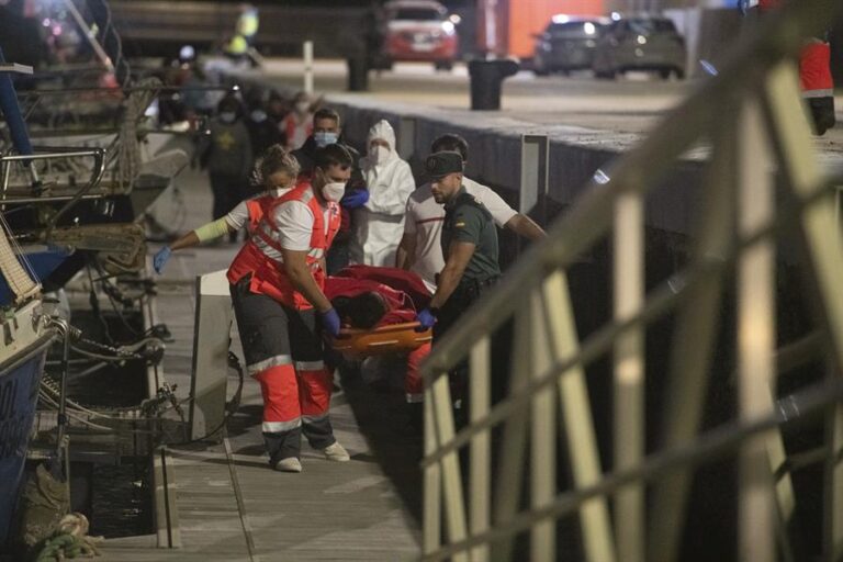 Localizan cuatro embarcaciones con migrantes en las últimas horas