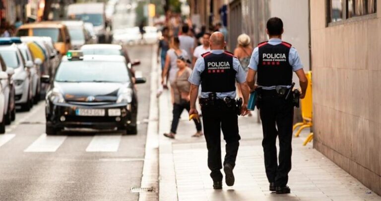 Cuatro detenidos en Barcelona por elaborar 66.000 chocolatinas con cannabis
