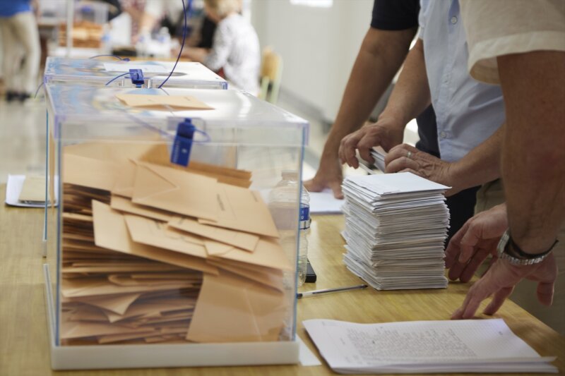 Imagen archivo mesa electoral. Europa Press 23/7/2023