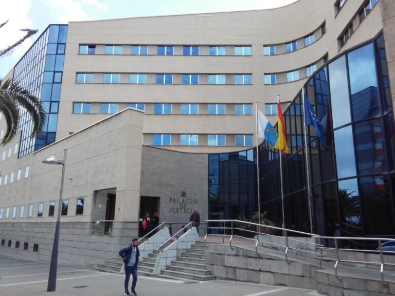 Piden nueve años de prisión al acusado de violar a un hombre en Tenerife