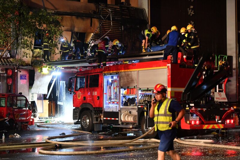 Imagen de archivo de Bomberos en China / Europa Press