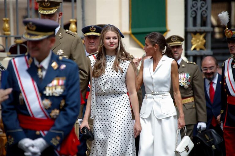 La princesa Leonor tiene su primer contacto con la Academia Militar de Zaragoza