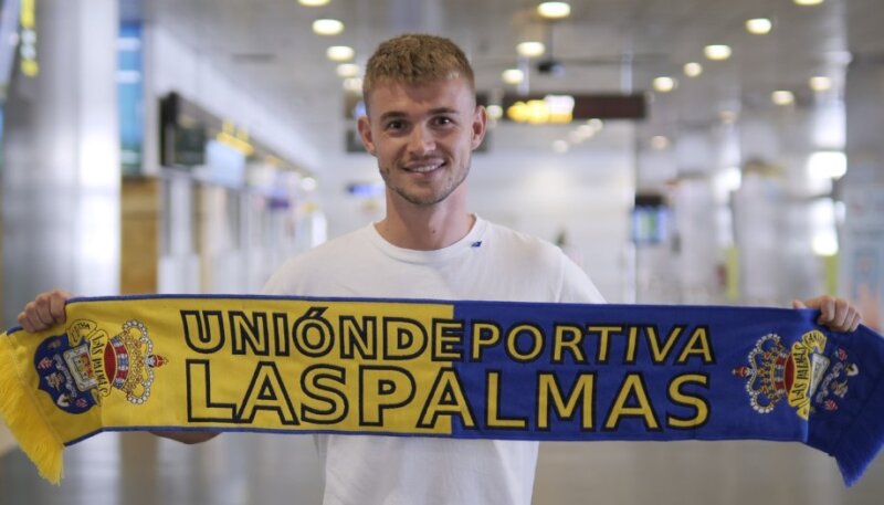 Presentación oficial con la UD Las Palmas del defensa neerlandés, Daley Sinkgraven