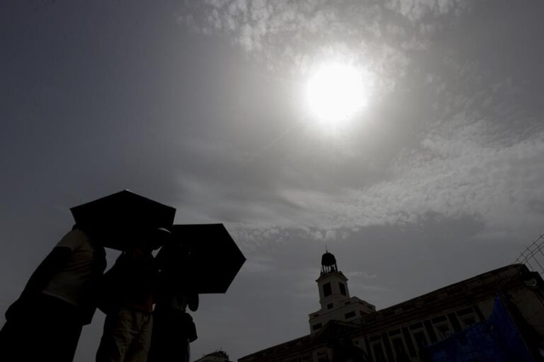 Tras una primavera lluviosa, se espera un verano muy caluroso en Canarias