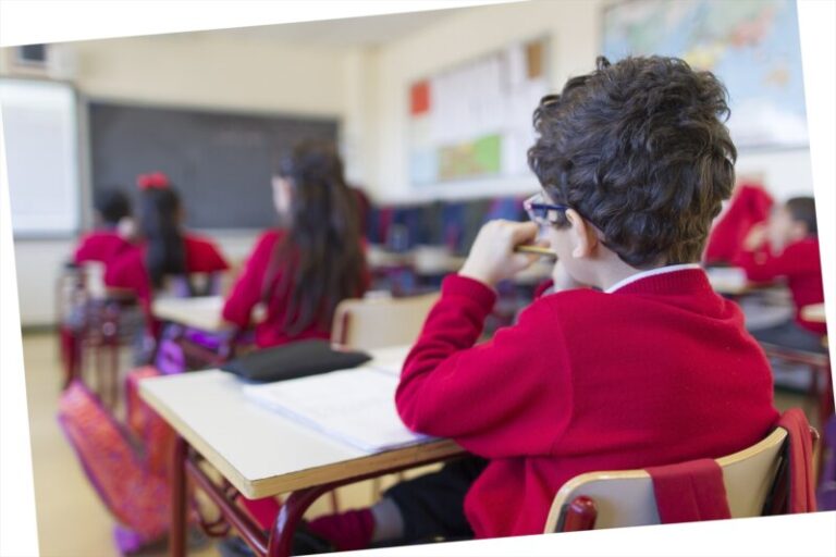 Futbolistas y profesores, entre las profesiones preferidas de los menores canarios