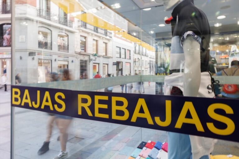 Finalizan las rebajas y la nueva temporada ya se abre paso en las tiendas