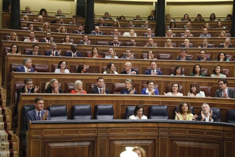 El PSOE supera al PP por 1,8 puntos y le da la vuelta al resultado del 23J, según el CIS