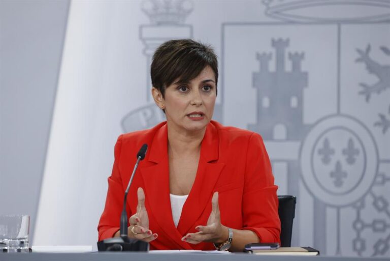 El Gobierno dice que «es el momento de la política» para resolver conflictos políticos
