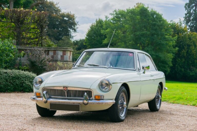 Telde eximirá del impuesto de circulación a los vehículos con más de 25 años