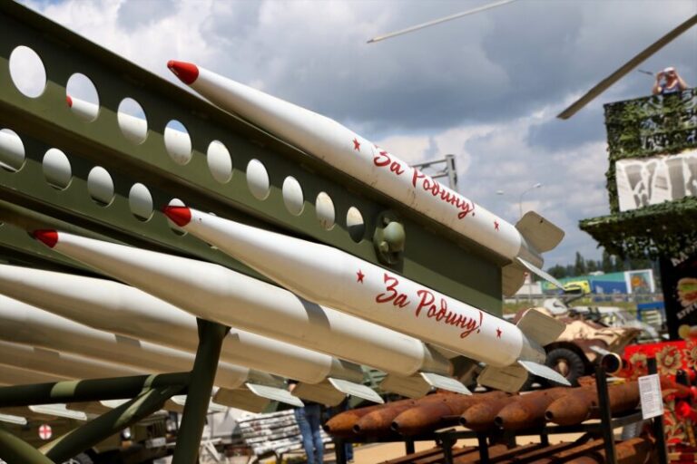 Rusia “recalibra” sus sistemas de defensa aérea y derriba tres drones ucranianos