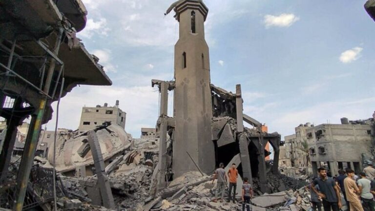 Israel realiza ataques masivos contra Hamás en la Franja de Gaza