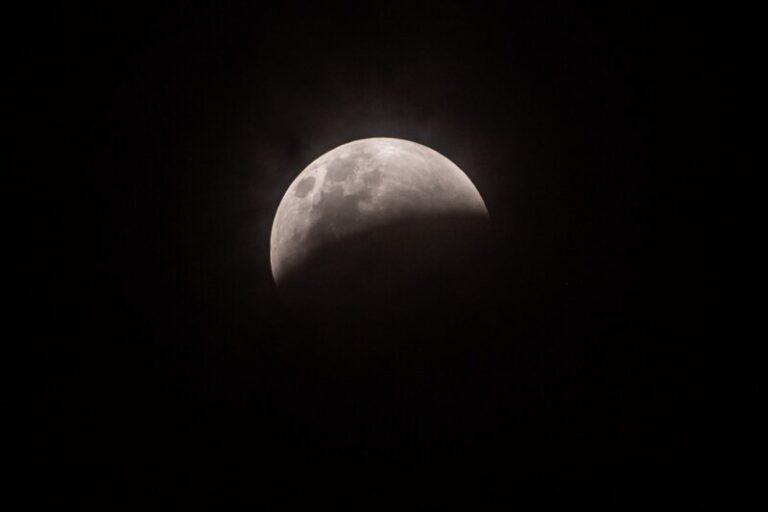 El eclipse lunar de este sábado será visible desde Canarias