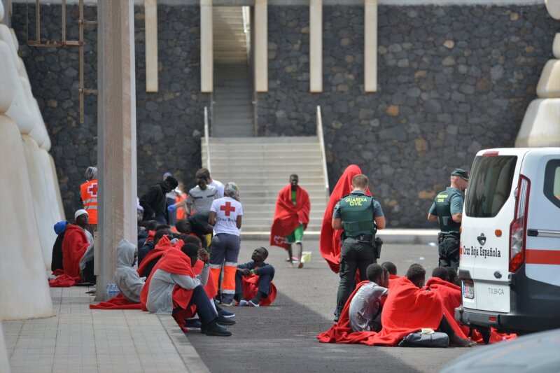 Rescatan a más de 500 migrantes en las costas canarias
