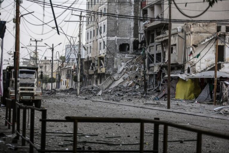 Periodistas exigen un alto el fuego con el objetivo de poder informar desde Palestina e Israel