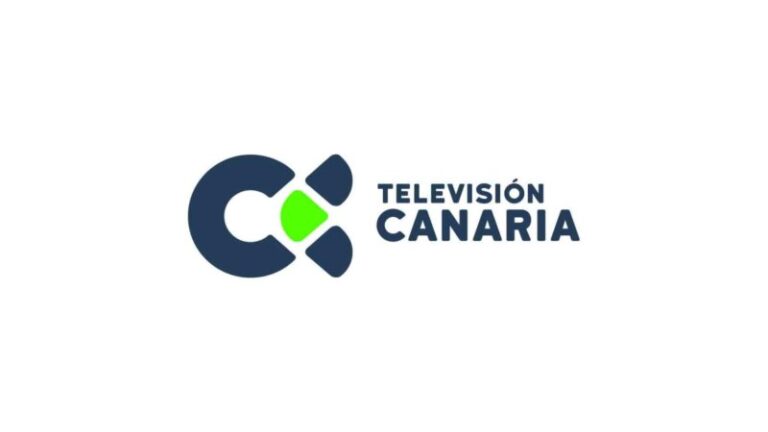 Los servicios informativos se trasladan a La Restinga para abordar la crisis migratoria