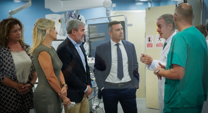 Visita Clavijo Hospital Molina Orosa