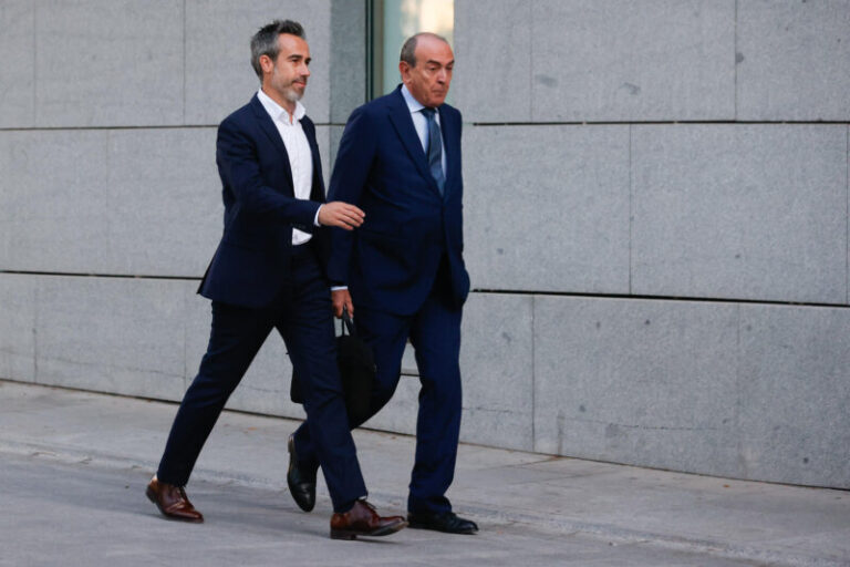 Jorge Vilda niega haber presionado a Jenni Hermoso tras el beso de Rubiales