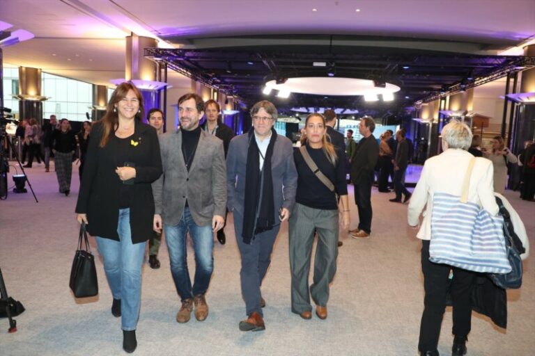 PSOE y JxCat cierran un acuerdo sobre la amnistía y pactan la investidura de Sánchez