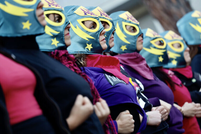 Miles de personas protestan en Italia tras el asesinato de una joven en Venecia