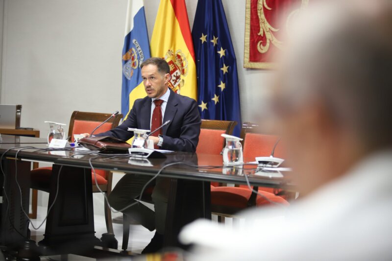 Tres consejerías exponen sus cuentas para 2024