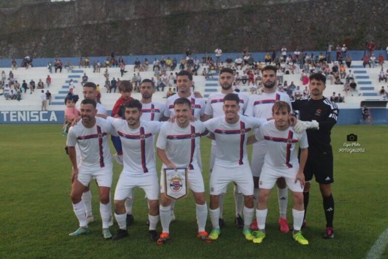 La UD Las Palmas vence a la SD Tenisca (1-4) en un amistoso disputado en La Palma