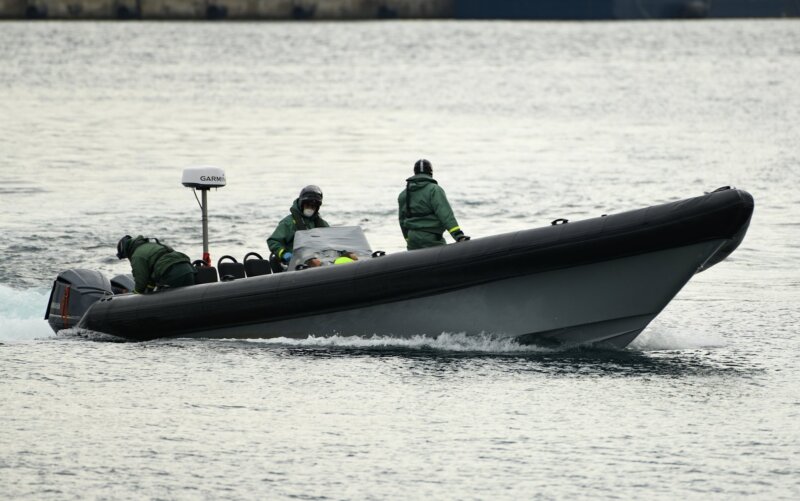 Mueren cuatro migrantes en Cádiz tras obligarles a tirarse al mar