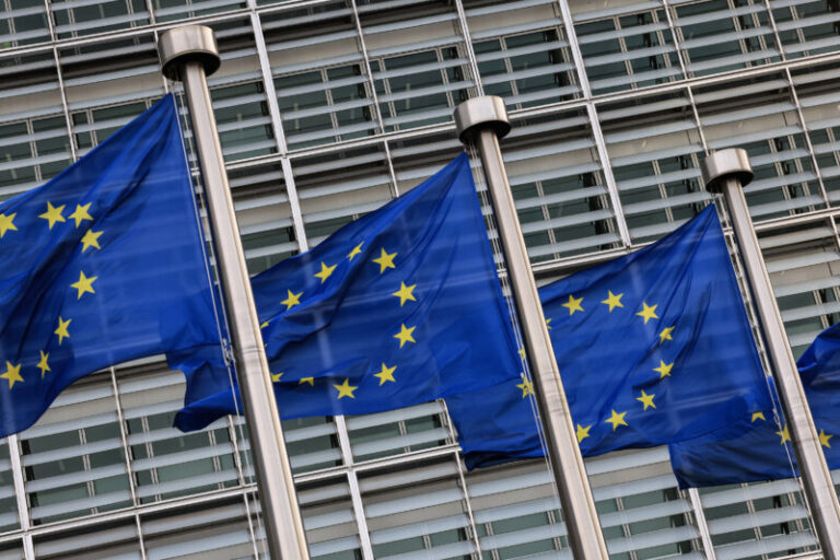 La Unión Europea refuerza su apuesta por la defensa ante el giro de Estados Unidos hacia Rusia