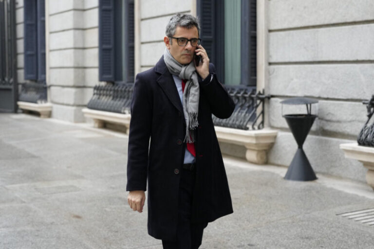 La Comisión Europea niega haber dicho que la amnistía no le preocupa y rebate a Bolaños