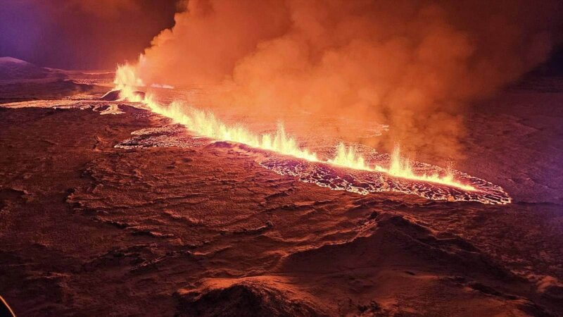 Expertos indican que la nube tóxica y la lava no llegarán a núcleos poblados de Islandia