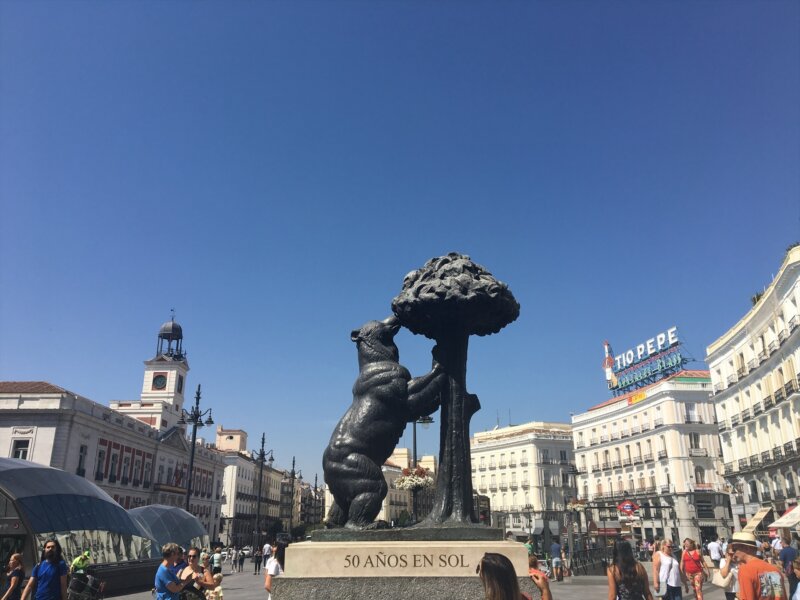 Madrid se queda un tercio de los trabajadores que dejan Canarias