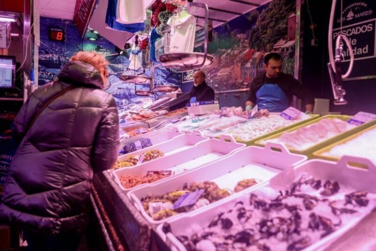 La inflación se modera al 3,1 % en diciembre con precios más estables en la alimentación