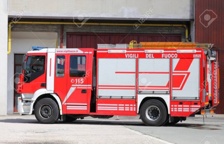 Un incendio en un hospital cerca de Roma deja varios muertos y más de una centena de evacuados
