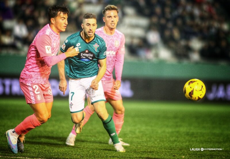 3-1. El Tenerife cae ante el Racing de Ferrol