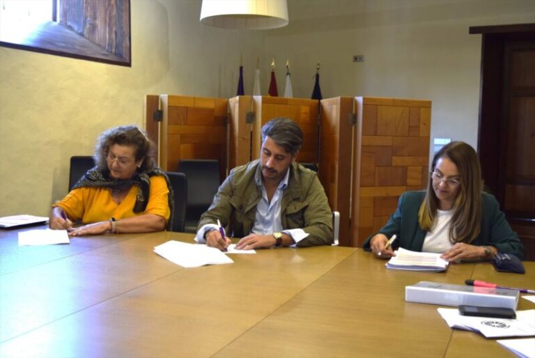 La Laguna destinó más de 1,5 millones en convenios sociales en 2023