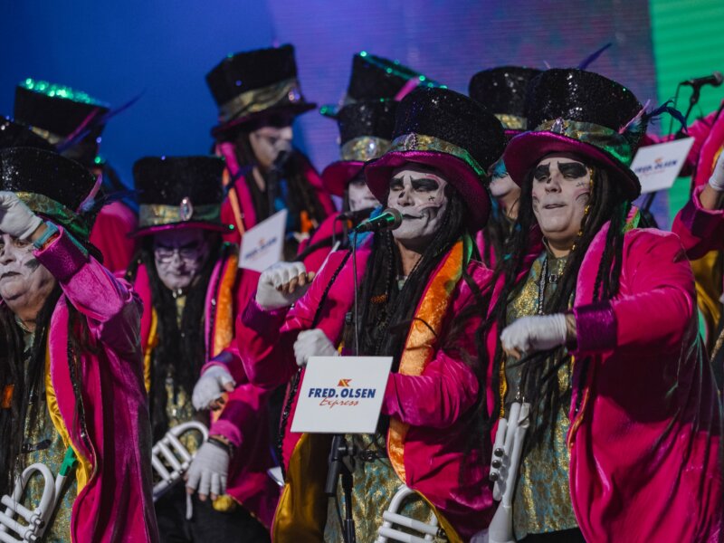 Murga Triqui Traques en la segunda fase del carnaval de Santa Cruz de Tenerife 2024