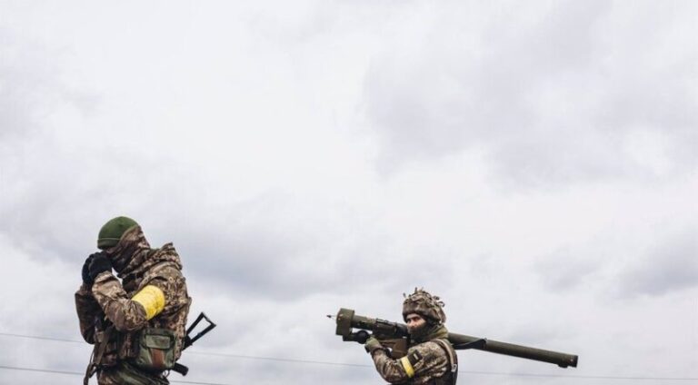 Ucrania prepara una movilización de la ciudadanía para engrosar el Ejército