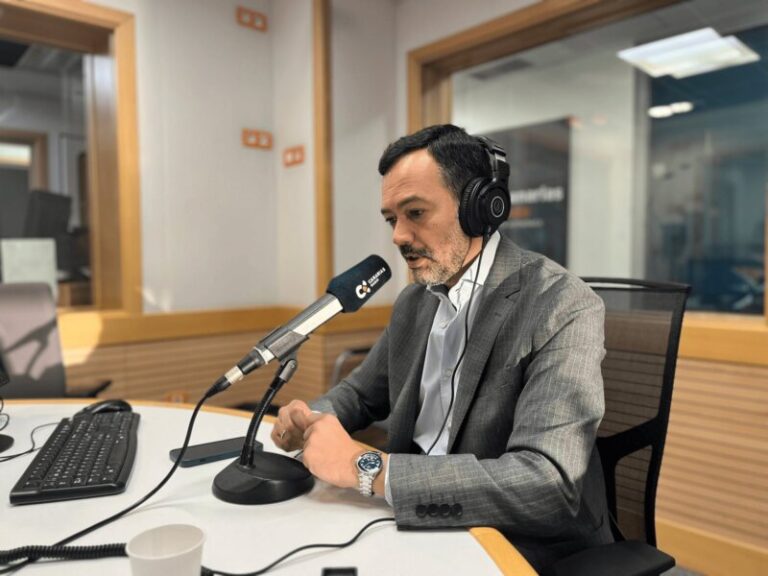 Lope Afonso: “Canarias debe quedar al margen de la subida de tasas aeroportuarias”