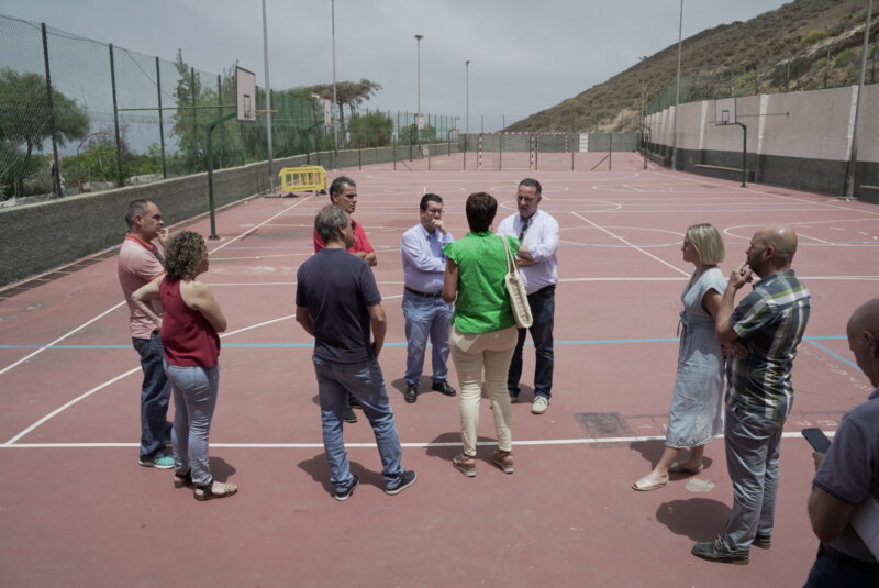 Visita del consejero, Poli Suárez, a centros públicos de Arucas. Imagen de recurso Consejería de Educación