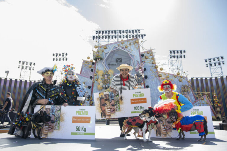 Arepa conquista el Carnaval Canino de Las Palmas de Gran Canaria