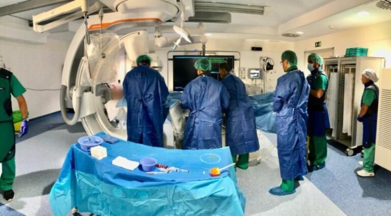 El Hospital de Fuerteventura realiza la primera cirugía de aorta