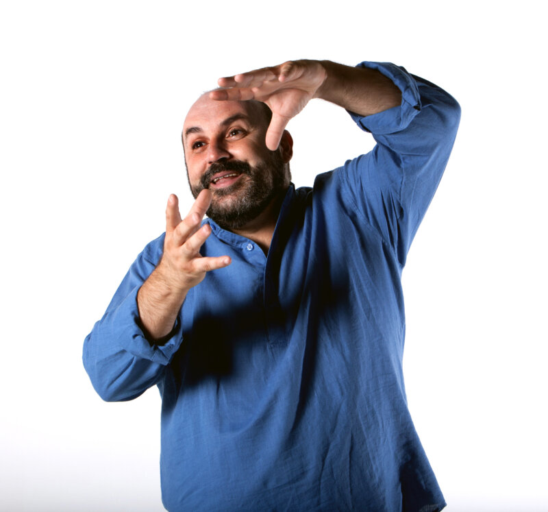 El narrador Félix Albo, coordinador del Festival de Narración Oral "Cuenta con Agüimes". Imagen cedida por la organización
