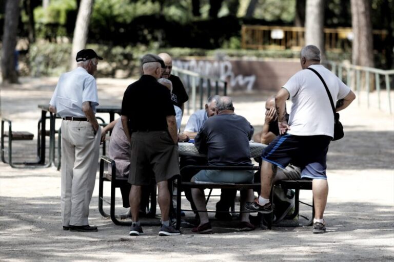 Las pensiones contributivas subirán el próximo año un 2,8 %