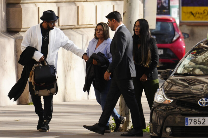 Dani Alves insiste en que la relación fue consentida, sin que la víctima le dijera que parara