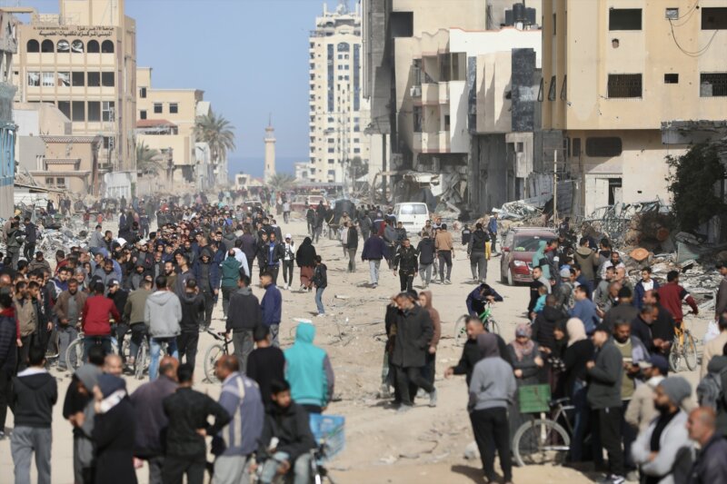 Muere el jefe de un comité de entrega de ayuda en Gaza tras en un ataque de Israel
