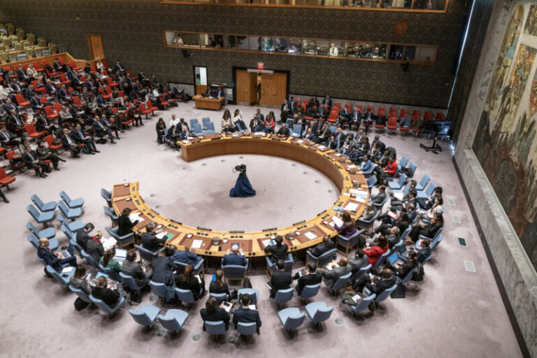 El Consejo de Seguridad de la ONU pide, por primera vez, un alto el fuego “inmediato” en Gaza