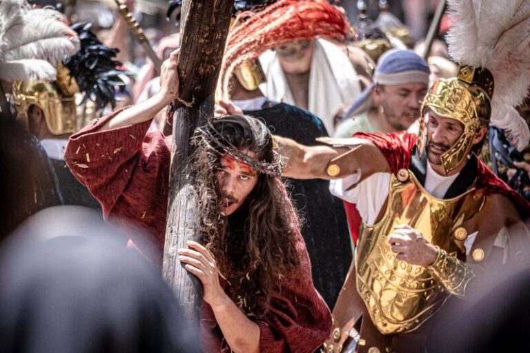 Adeje disfrutó este Viernes Santo de la representación de la Pasión